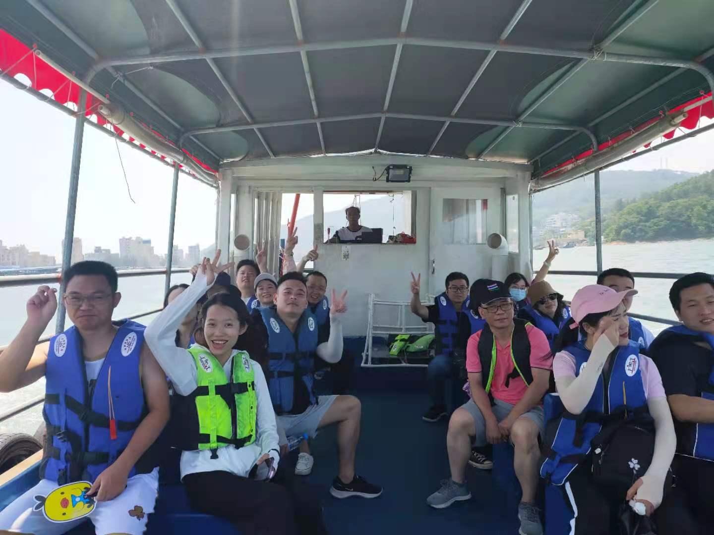 薩科微SLKOR團(tuán)隊(duì)出海自己動(dòng)手捕魚(yú)