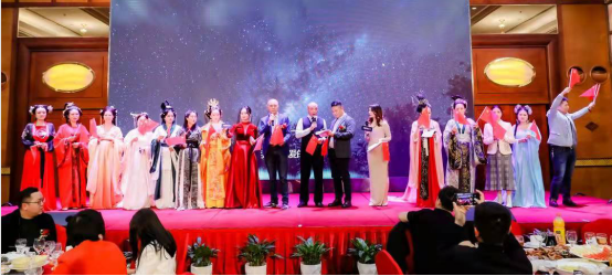 92d99fed09c02894fef1aac933b8a27d