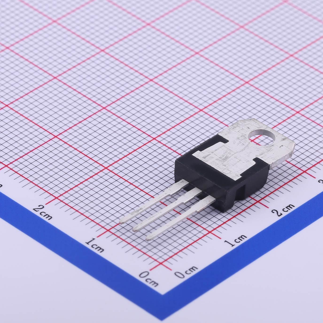 線性穩壓器LM317