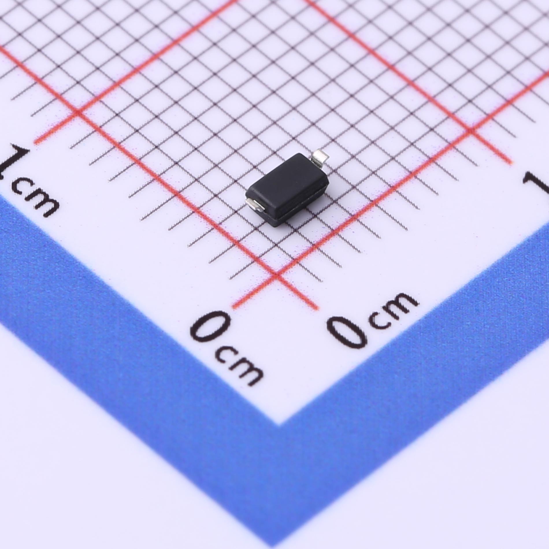 穩壓二極管BZT52B3V0