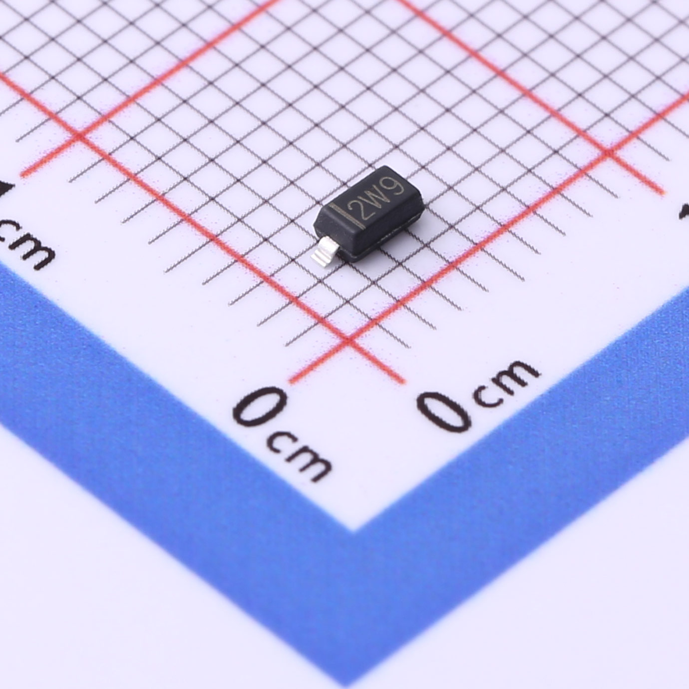 穩壓二極管BZT52B5V6