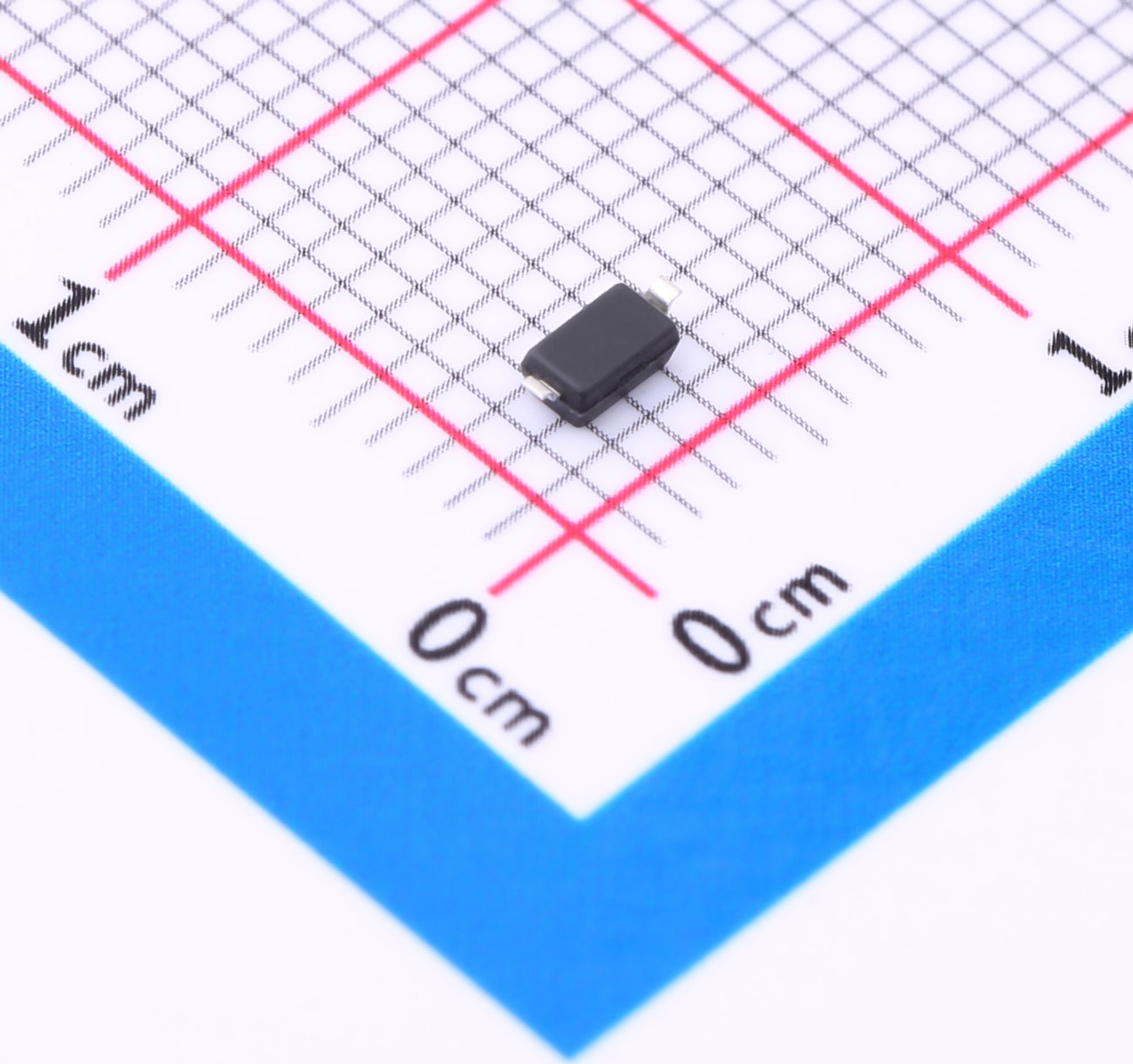 穩(wěn)壓二極管BZT52B30