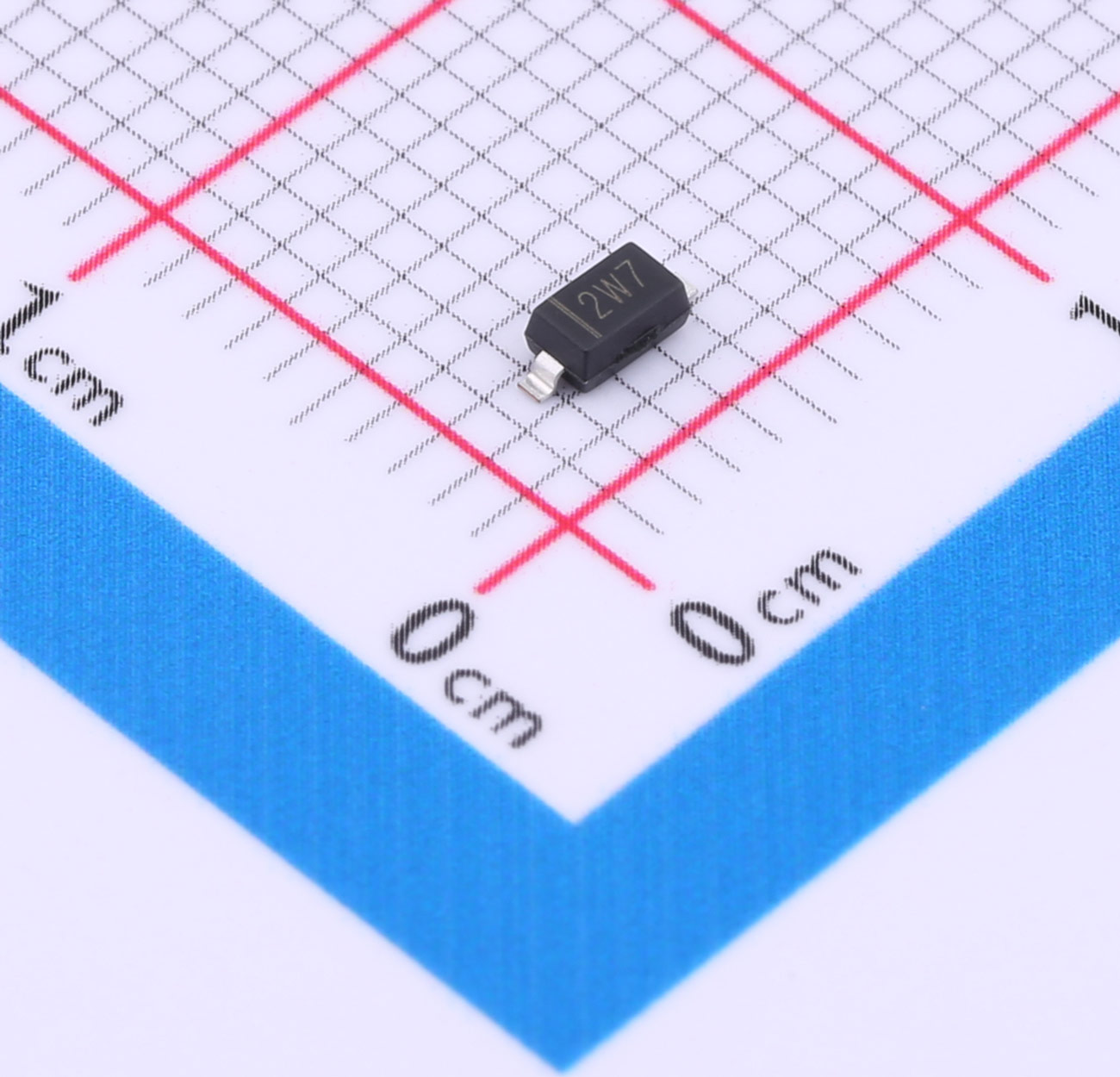 穩(wěn)壓二極管BZT52B4V7